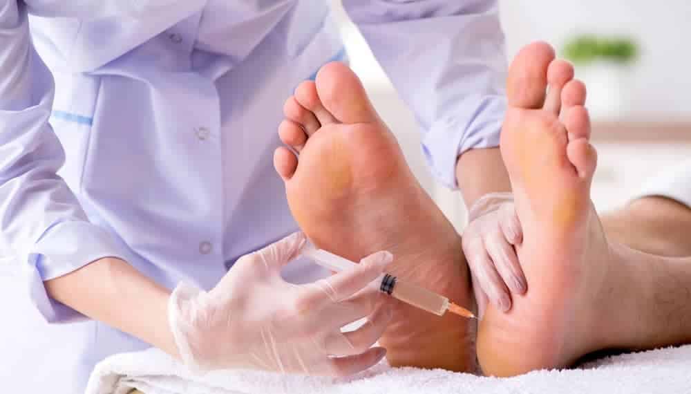 Tratamiento contra el Dolor de talón y fascitis plantar, ofrecidos por los podólogos